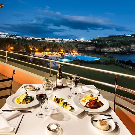 Terceira Mar أنغرا دو إِراويزو